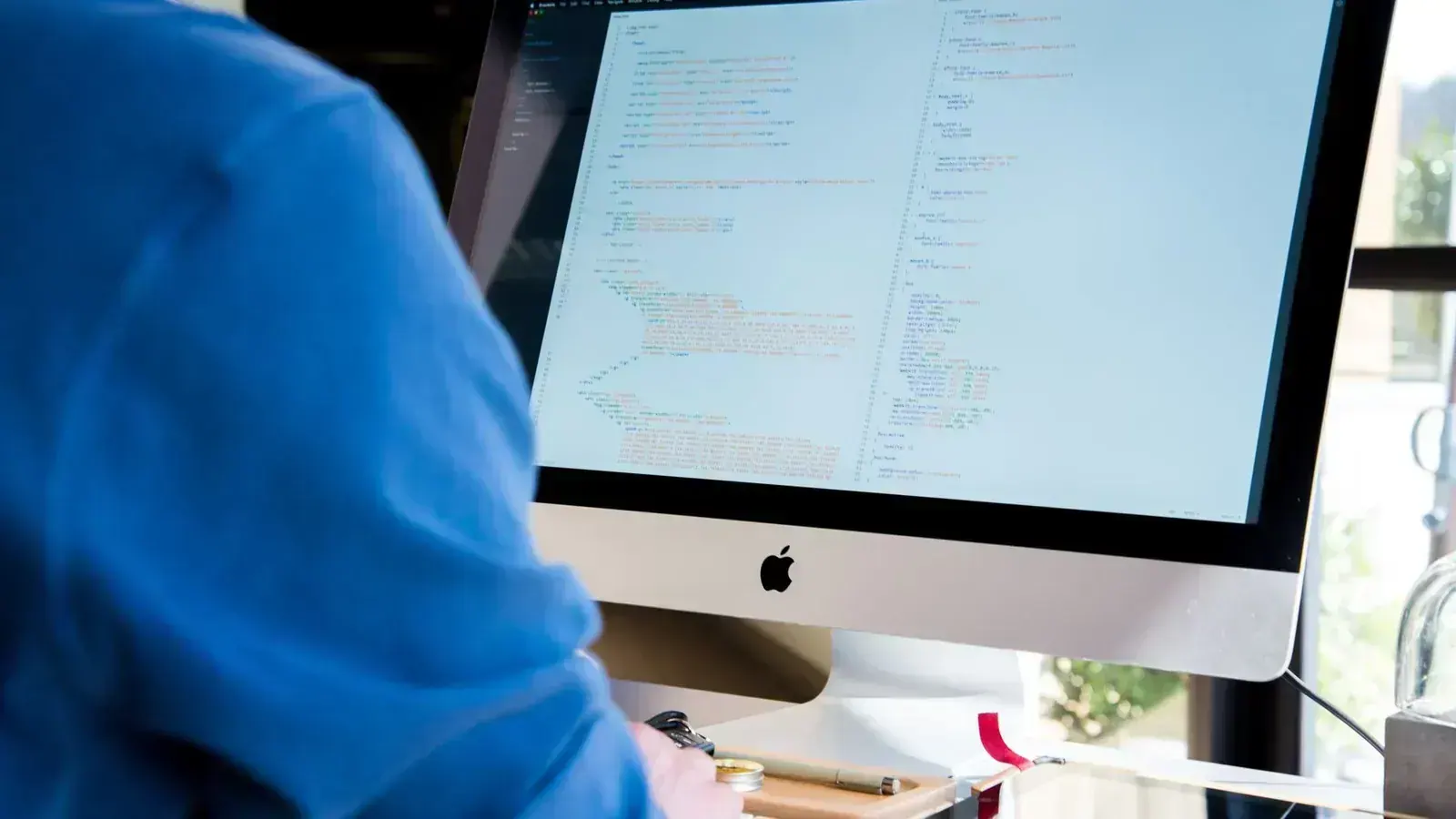 dscode را نصب کنیم و سه قابلیتش را در عمل ببینیم